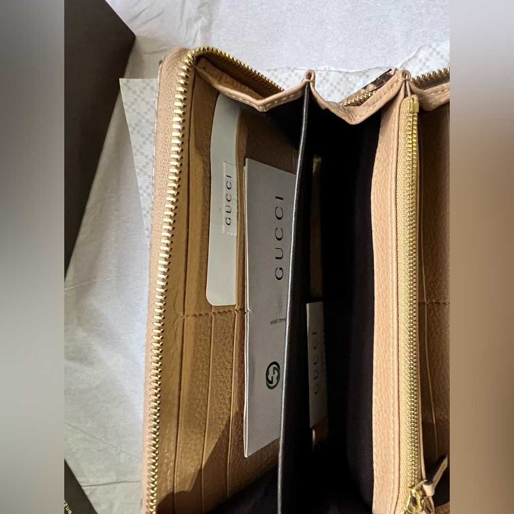 Authentic Gucci Python, Continental Wallet - Picture 4 of 11